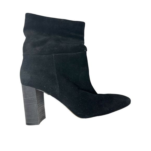 Neiman Marcus Shoes - Neiman Marcus Black Binge Suede Mid-High Boots 10